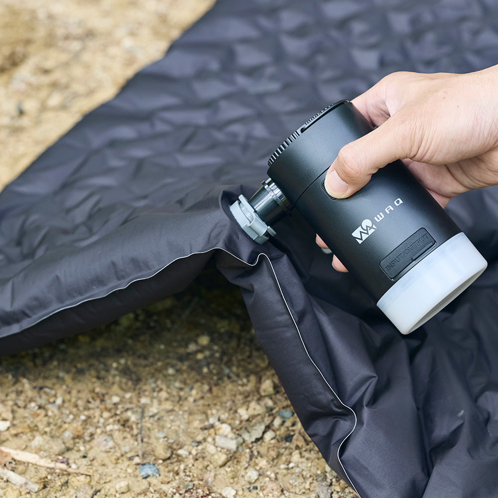 【TAN/OLIVE:通常出荷、BLACK:予約販売11月中旬出荷】 WAQ HighPower Air Pump 最大4.5kpa 空気入れ ランタン機能付き 6種類のアタッチメント【1年保証】