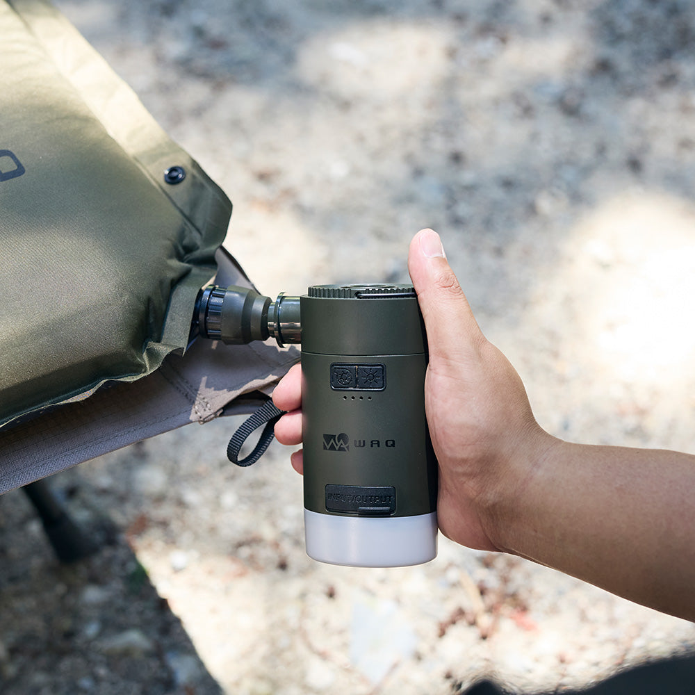 【TAN/OLIVE:通常出荷、BLACK:予約販売11月中旬出荷】 WAQ HighPower Air Pump 最大4.5kpa 空気入れ ランタン機能付き 6種類のアタッチメント【1年保証】