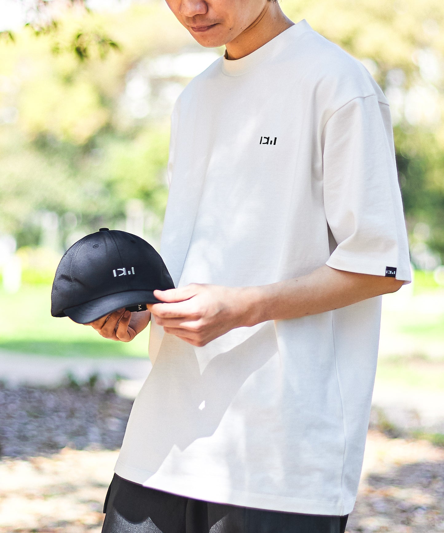 【WAQ x URBAN RESEARCH DOORSコラボ】フィールドロゴTシャツ / 難燃フィールドキャップ【1年保証】