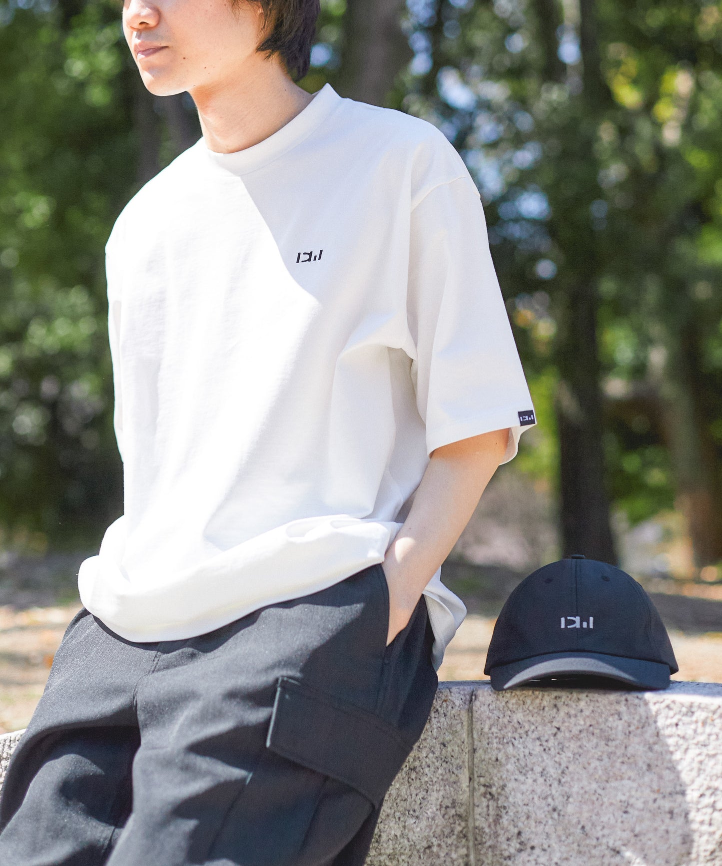 【WAQ x URBAN RESEARCH DOORSコラボ】フィールドロゴTシャツ / 難燃フィールドキャップ【1年保証】