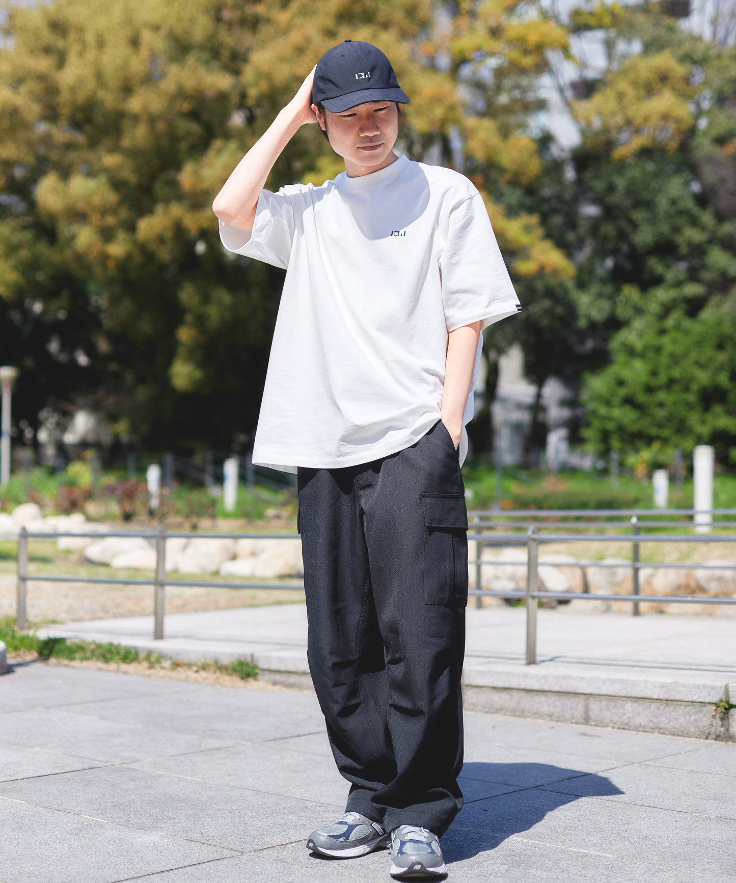 【WAQ x URBAN RESEARCH DOORSコラボ】フィールドロゴTシャツ / 難燃フィールドキャップ【1年保証】