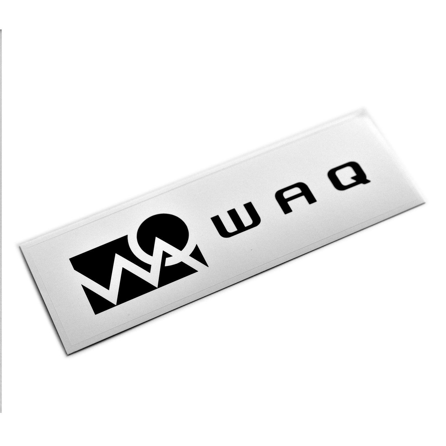 WAQ BASIC LOGOステッカー 【代金引換 / スコア後払い選択不可】